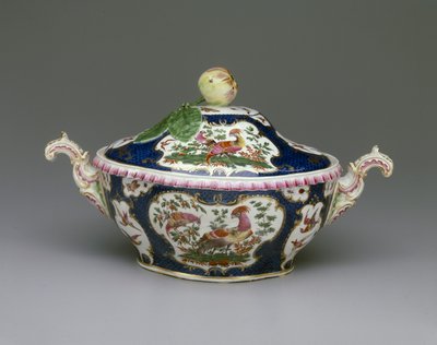 Sopera de Worcester Porcelain Manufactory