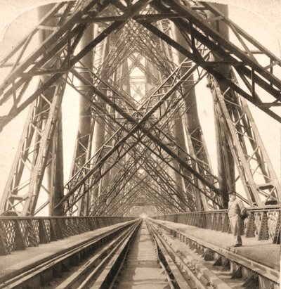 El Gran Puente de Forth, Escocia, 1896 de Works and Sun Sculpture Studios