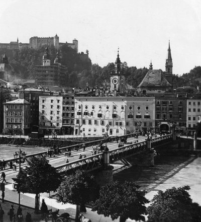 Puente sobre el Salzach, Salzburgo, Austria, c. 1900s de Wurthle and Sons