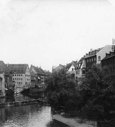El Fleischbrucke Puente de la Carne, Núremberg, Alemania, c. 1900 de Wurthle and Sons