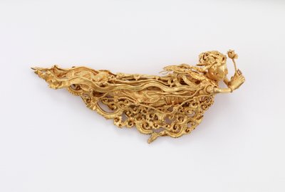 Uno de un par de Apsarases, seres celestiales budistas de Yuan Dynasty Chinese School