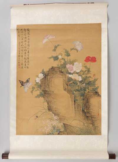 Pergamino colgante con amapolas, mariposas y un gato (parte superior) de Yun Bing