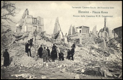 RUINAS DEL TERREMOTO DE LOS CUARTELES de . .