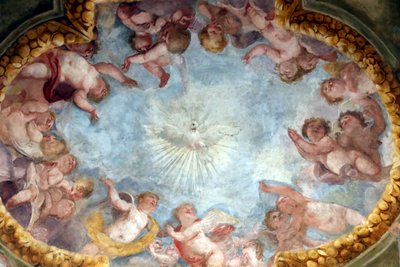 Espíritu Santo y ángeles. Fresco. Basílica de Santa Maria delle Vigne. Génova. Italia. de . .