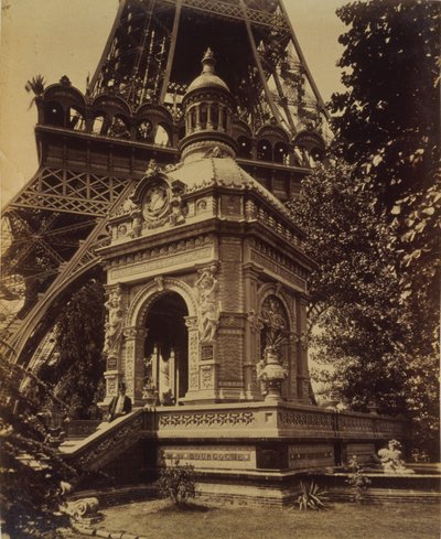 Pabellón Perusson, Exposición de París de . .