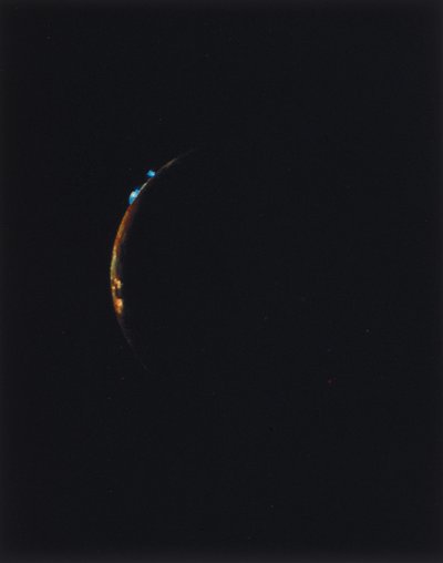 Volcanes en el borde de Io, una de las lunas de Júpiter de Ferdinand Georg Waldmuller