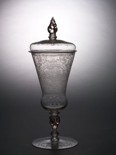 Copa con tapa, c.1715 de school Bohemian