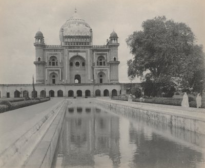 Tumba de Safdarjung, Delhi de studio of A. W. A. Plâté Studio (Ceylonese)