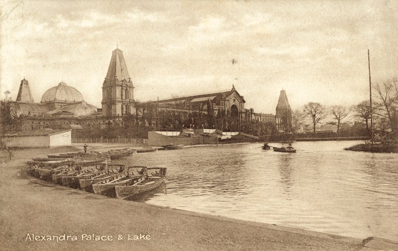 Alexandra Palace, Lago (foto b/n) de (after) English photographer