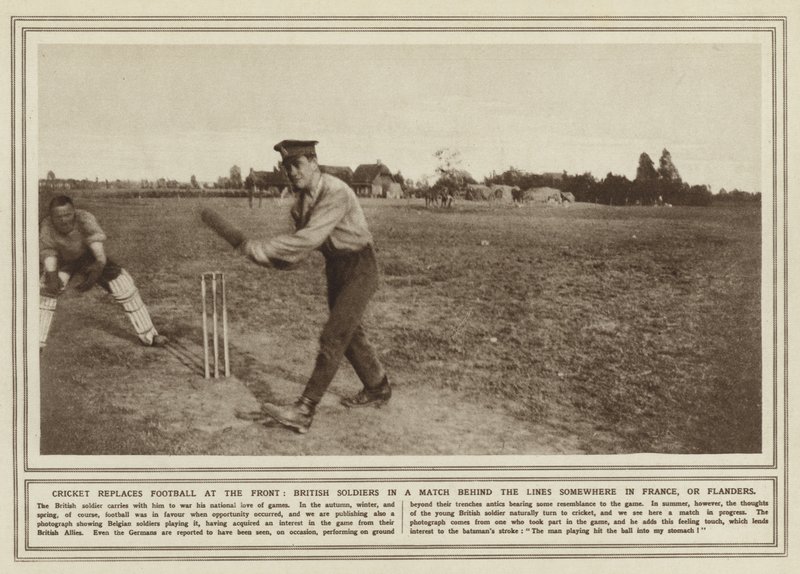 El cricket sustituye al fútbol en el frente, soldados británicos en un partido tras las líneas en algún lugar de Francia, o Flandes (foto b/n). de (after) English photographer