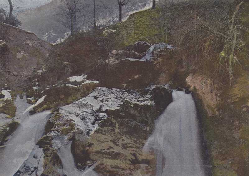 Cascada de Discoo de (after) French Photographer