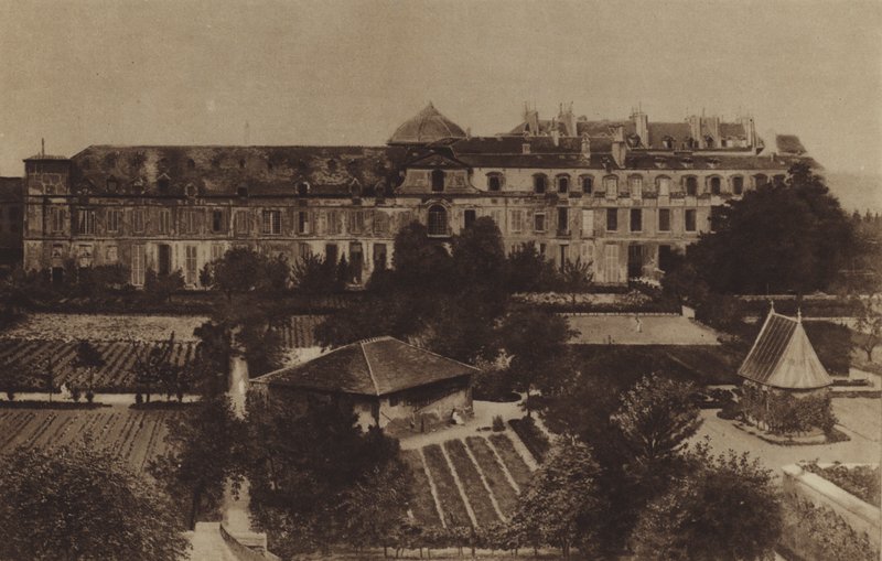 Monasterio N-D-de-Charité, conocido como Saint-Michel, reemplazado por el Instituto del Radio, calle Pierre-Curie de (after) French Photographer