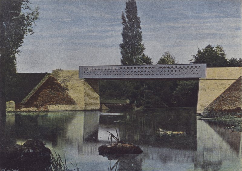 Un Puente sobre el Layon de (after) French Photographer