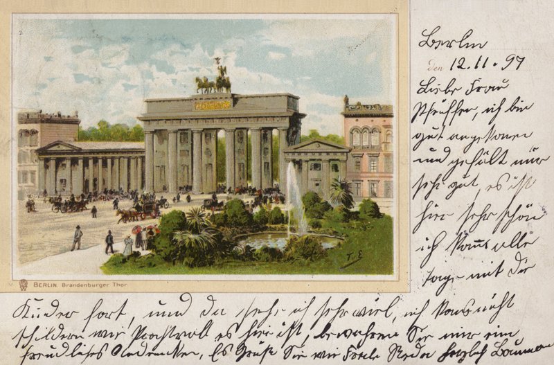 Berlín, Puerta de Brandeburgo de (after) German School