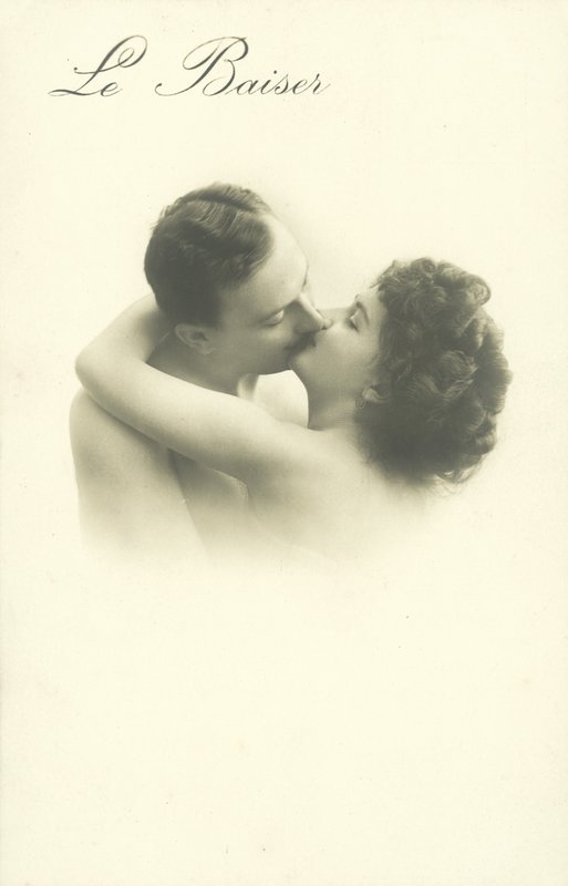 Pareja besándose de French Photographer