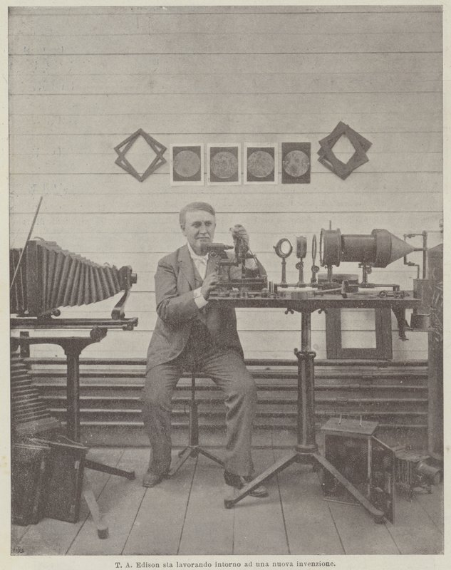 T. A. Edison trabajando en una nueva invención de Achille Beltrame