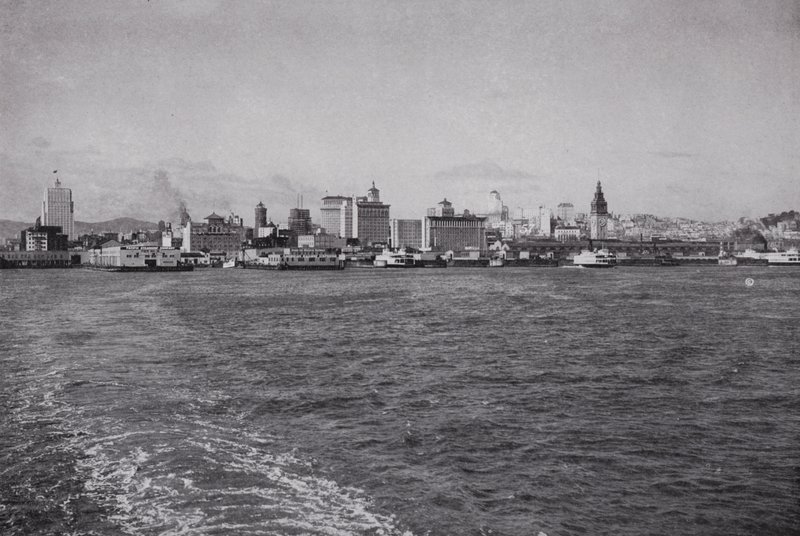 California: Horizonte de San Francisco, desde un Ferry del Pacífico Sur de American Photographer (after)