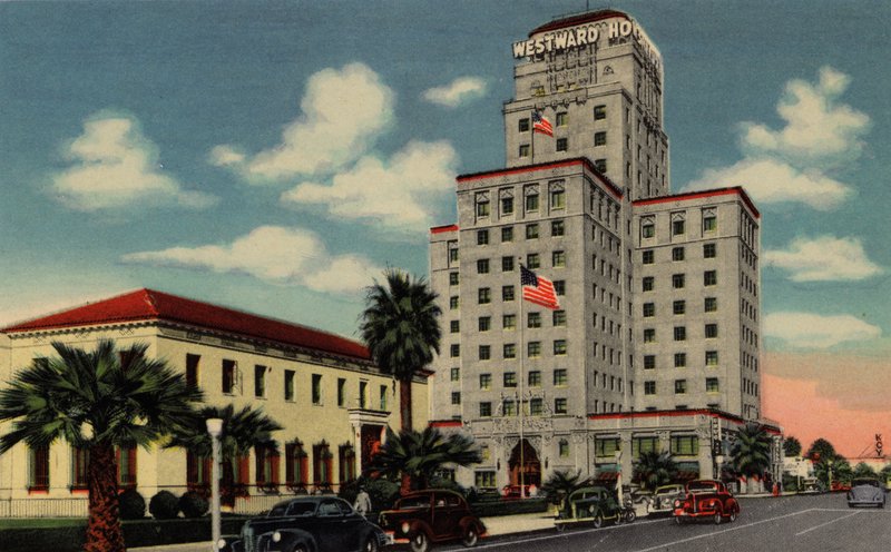 Phoenix, Arizona: Oficina de Correos y Hotel Westward Ho, Avenida Central Norte de American Photographer (after)