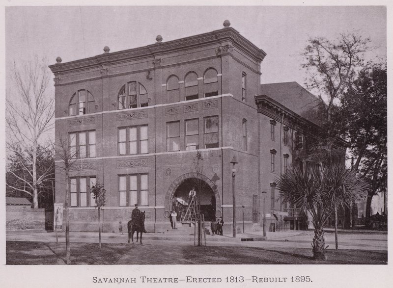 Teatro de Savannah, erigido en 1813, reconstruido en 1895 (foto en blanco y negro) de American Photographer (after)
