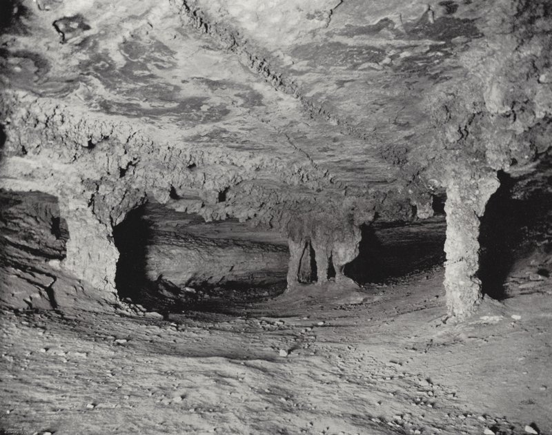 La Cámara Nupcial, Cueva Mammoth, Kentucky de American Photographer (after)