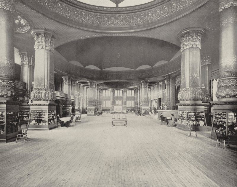 El Palacio de los Minerales, en Pueblo, Colorado de American Photographer (after)