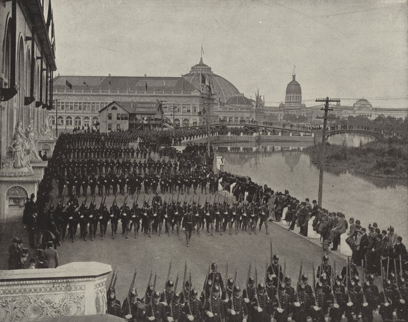 Desfile militar en el Día de la Dedicación de American Photographer