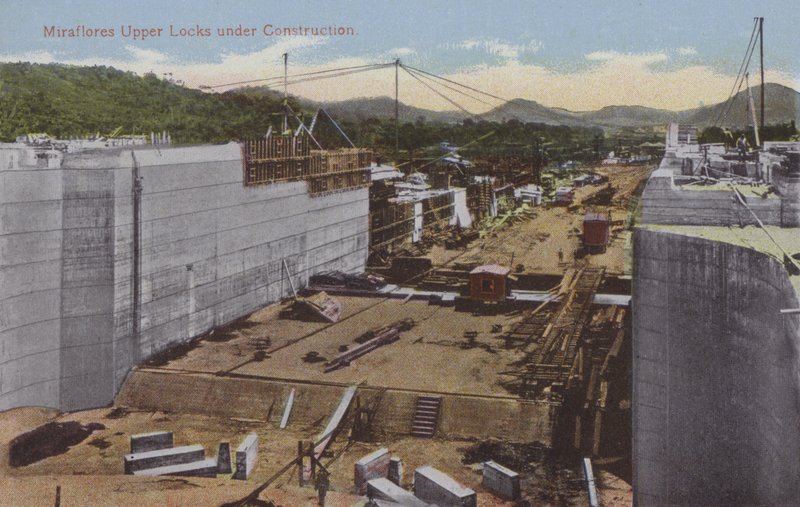 Canal de Panamá, esclusas superiores de Miraflores en construcción (foto en color) de American Photographer