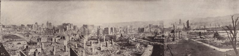 Panorama de la Ciudad de los Esqueletos desde Nob Hill (foto b/n) de American Photographer