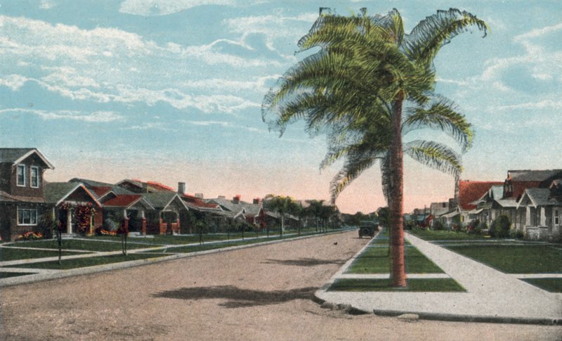 San Diego, California: Residence Street (foto en color) de American Photographer