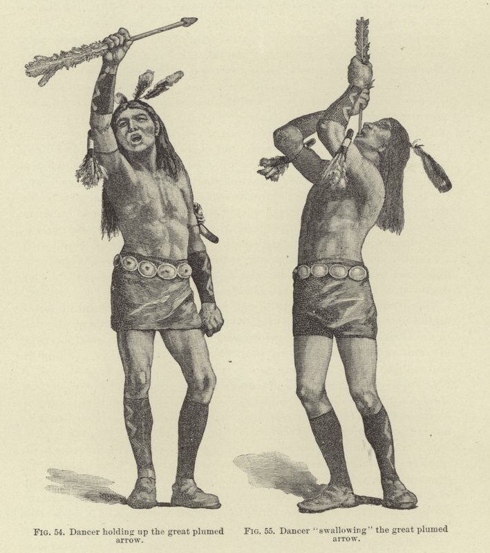 Bailarín sosteniendo la gran flecha emplumada de American School