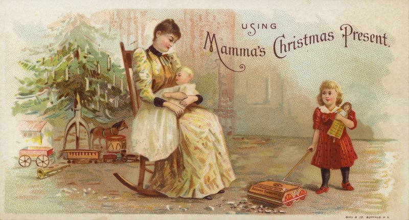 Niña usando barredora de alfombras mientras la madre acuna al bebé de American School
