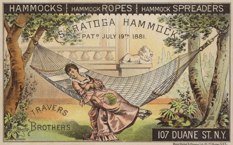 Dama relajándose en una hamaca Saratoga de American School