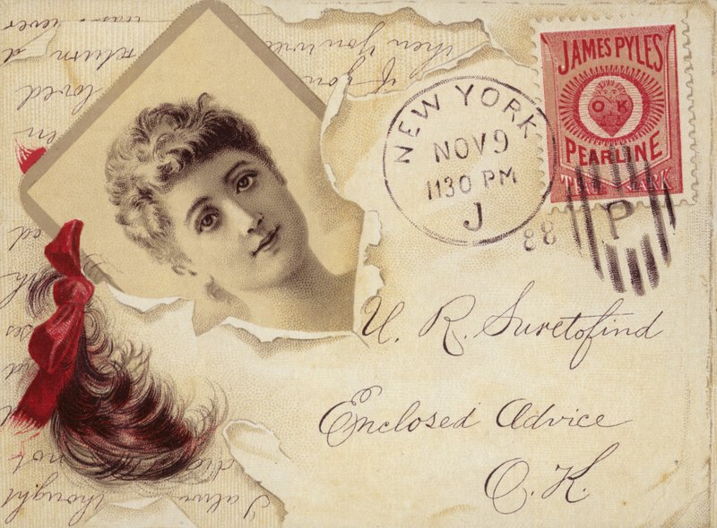 Mechón de cabello y foto en el correo de American School