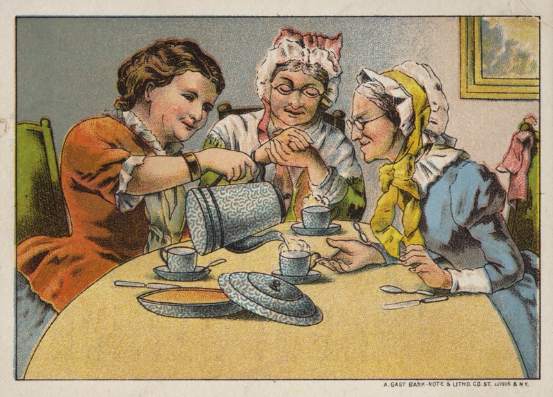 Tres mujeres disfrutando del té de American School