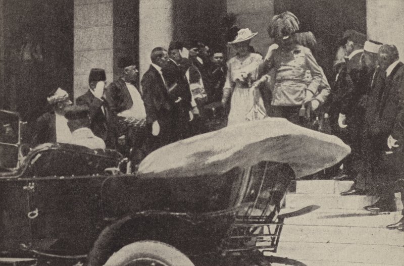 Archiduque Francisco Fernando y Archiduquesa Sofía de Austria en Sarajevo poco antes de su asesinato, 1914 de Austrian Photographer