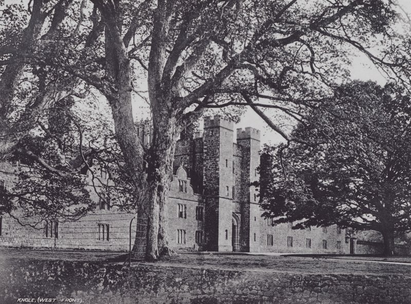 Knole, Frente Oeste de Charles Essenhigh Corke