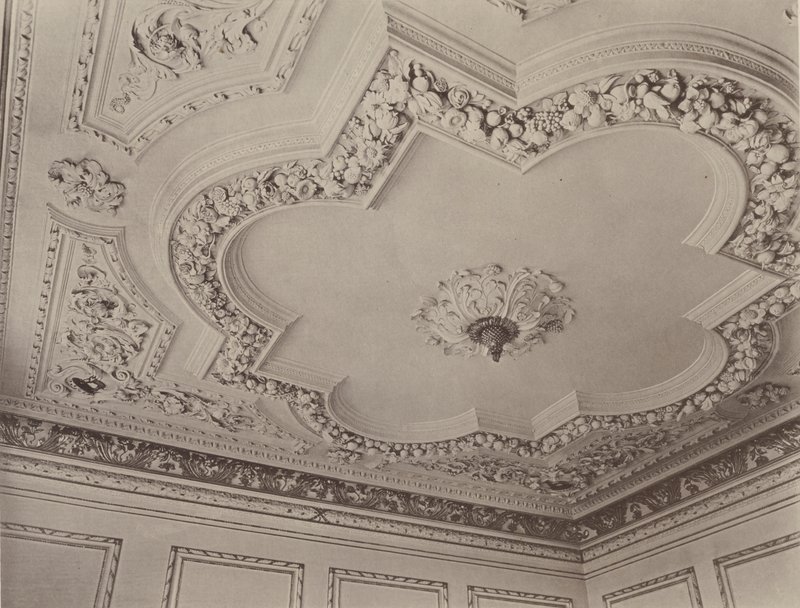 Belton House, Grantham, Techo de la Escalera de Charles Latham