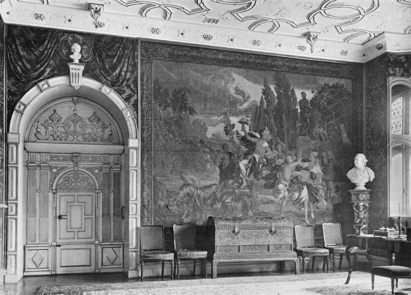 Extremo Este del Salón, Tapiz: El Triunfo de Baco de Charles Latham