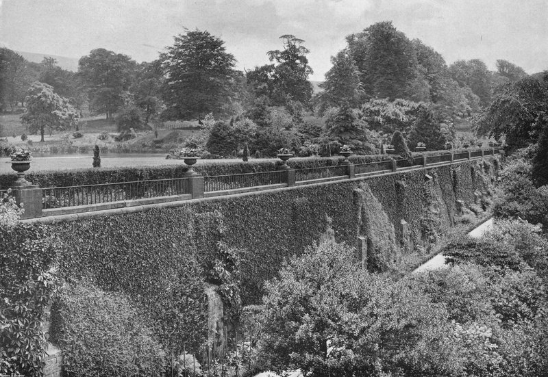 El lago y la terraza de Charles Latham