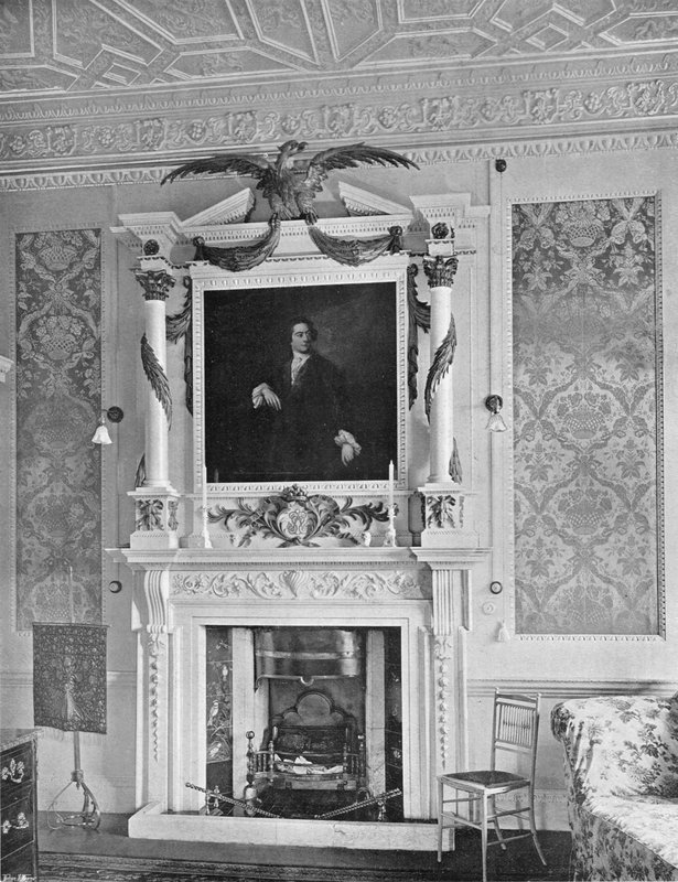 La chimenea de mármol en la "Sala Redlynch" de Charles Latham