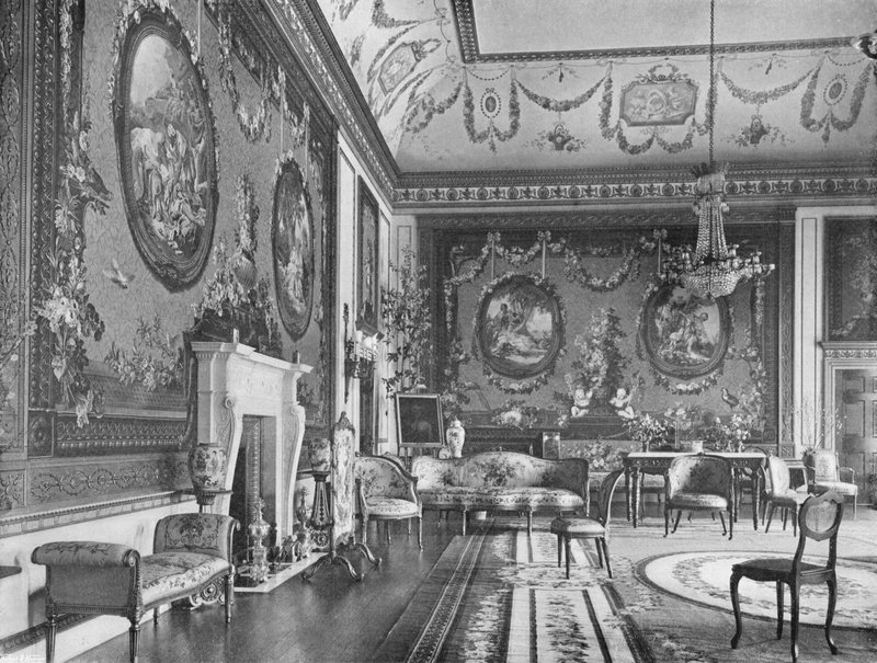 El salón rojo: extremo norte de Charles Latham