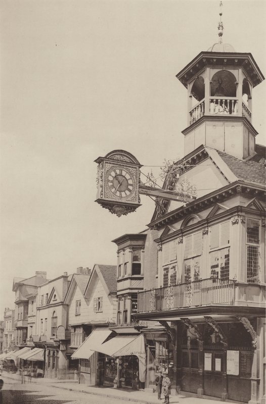El Ayuntamiento, Guildford de Charles Latham