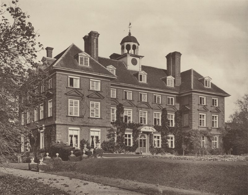 Tyttenhanger, Herts, el Frente Sur de Charles Latham