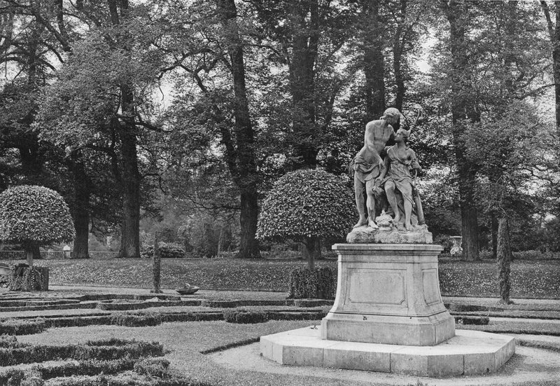 Lado oeste del jardín sur de Charles Latham