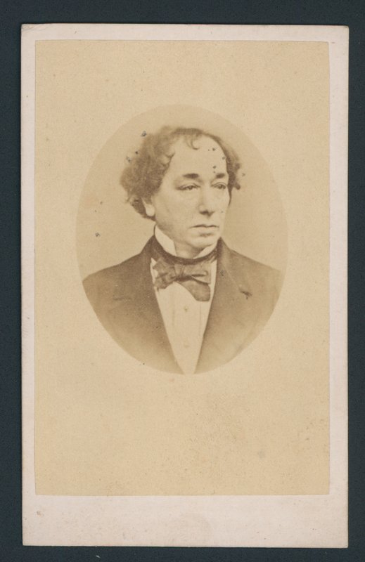 Benjamin Disraeli, tarjeta de visita de English Photographer