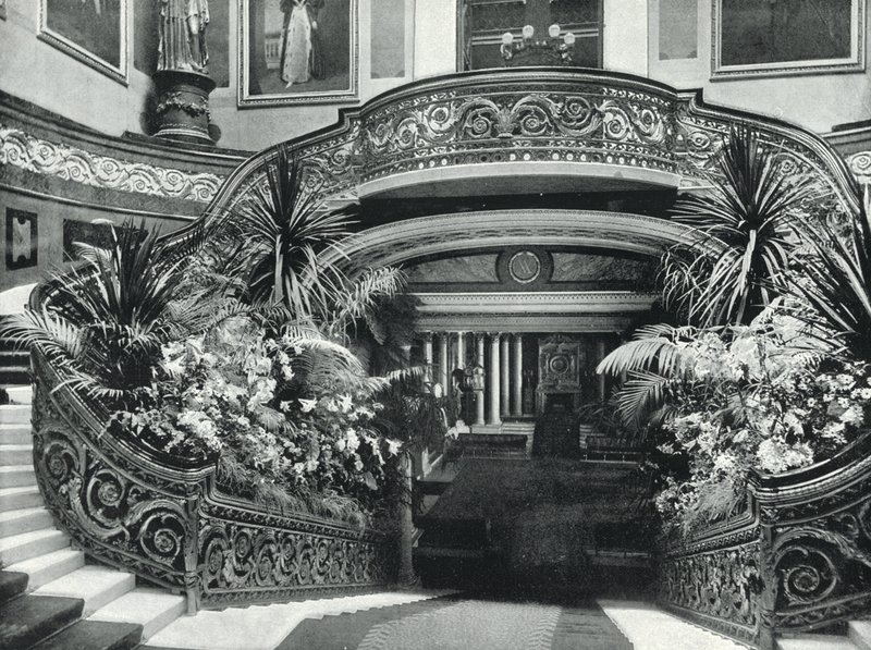 Palacio de Buckingham, la Gran Escalera de English Photographer