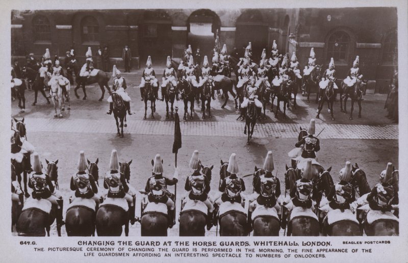 Cambio de guardia, Horse Guards, Whitehall, Londres de English Photographer