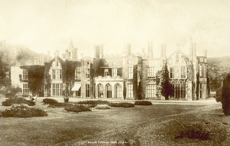 Cromer Hall, Norfolk de English Photographer