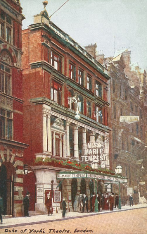 Teatro del Duque de York, Westminster, Londres (foto en color) de English Photographer