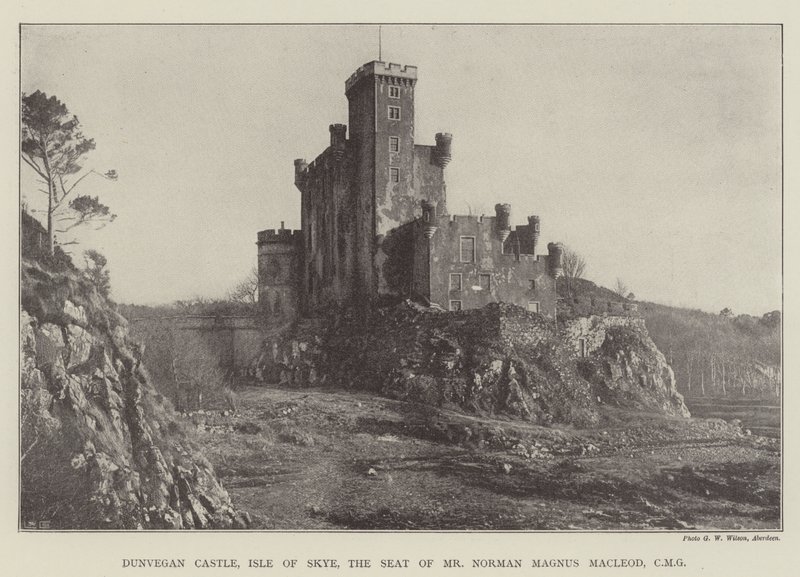 Castillo de Dunvegan, Isla de Skye, la residencia del Sr. Norman Magnus Macleod, CMG de English Photographer